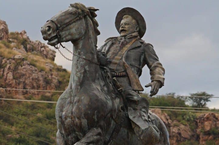 Estatua Pancho Villa. Foto: Facebook