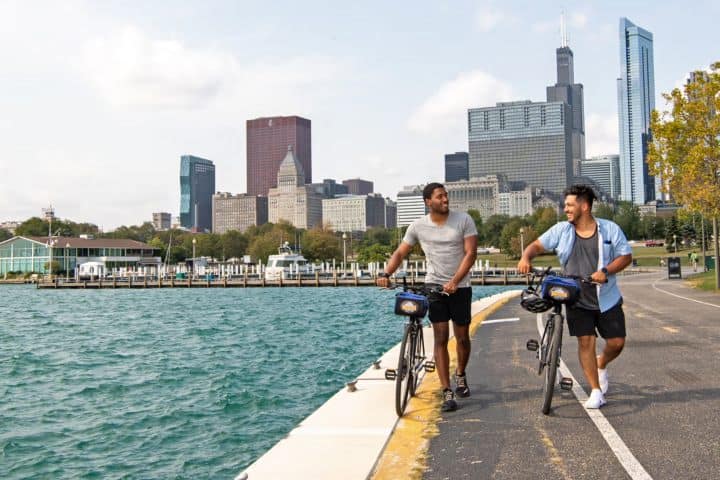 Qué hacer en Chicago: Riverwalk. Foto: Peninsula