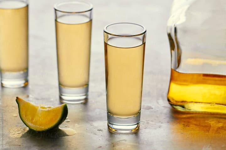 8. Shots de tequila añejo. Foto - Stocksy