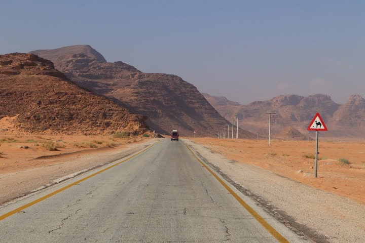 9. Carretera de Jordania. Foto - Un Día Por El Mundo