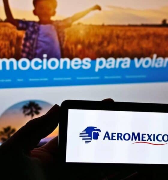 PORTADA AEROMEXICO HOT TRAVEL