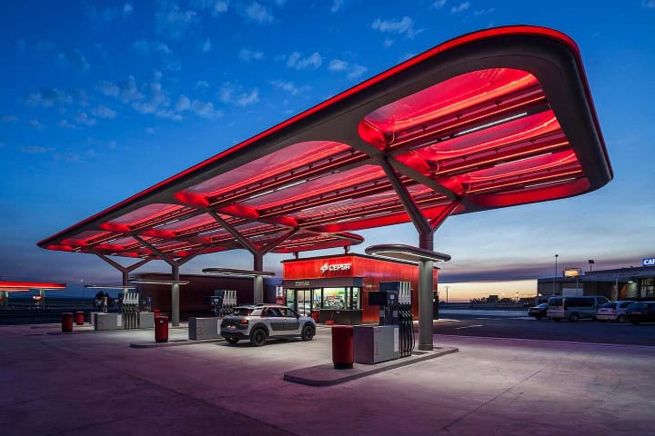 2. Estación de Cepsa en Andanero Ávila, España. Foto - El Economista