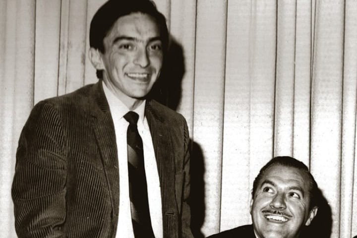 2. (De izquierda a Derecha) Edmundo Rodríguez Saldívar y Joaquín Álvarez Ordoñez. Foto - Revistas UNAM