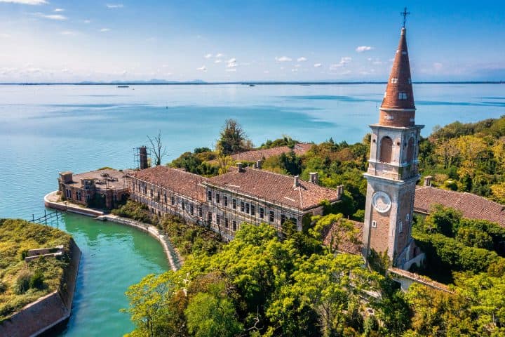 10. Isla Poveglia. Foto - Jot Down Kids