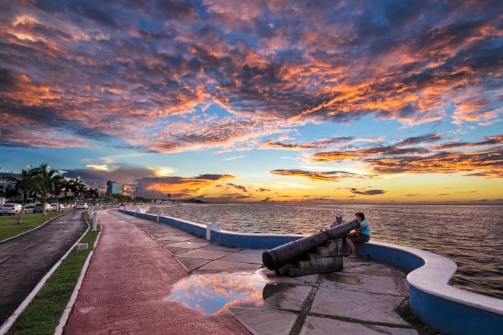 3. Atardecer en el Malecón de Campeche. Foto - Nota de prensa Campeche