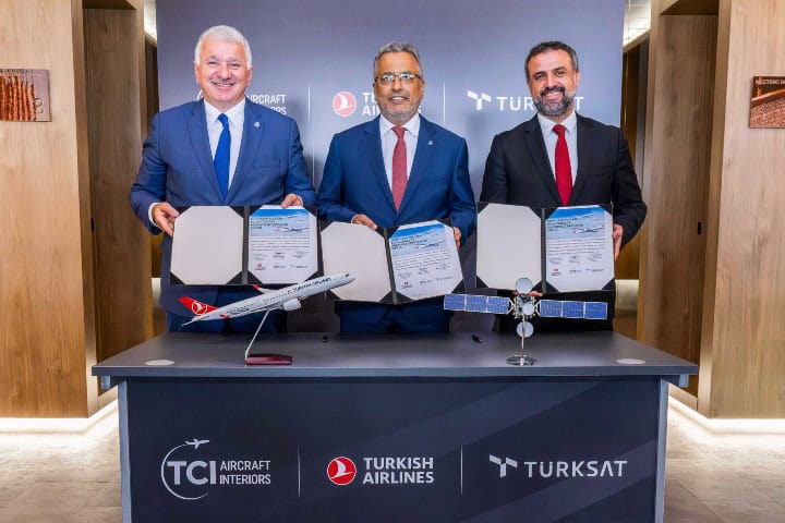 5. Turkish Airlines, TCI Aircraft Interiors y Turksat. Foto - Nota de prensa Turkish Airlines