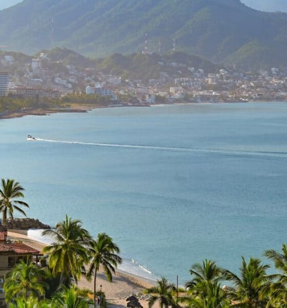 PORTADA MEJORES PLAYAS EN PUERTO VALLARTA