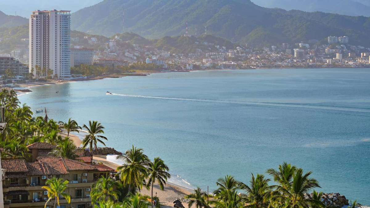 PORTADA MEJORES PLAYAS EN PUERTO VALLARTA