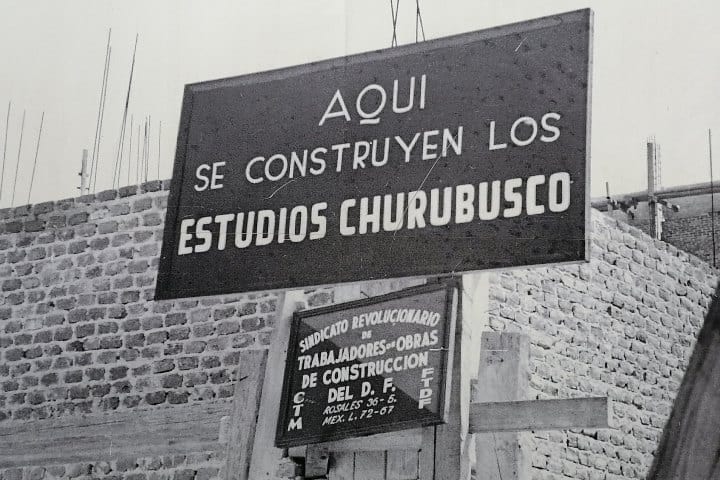 1. Construcción de los Estudios Churubusco. Foto - Estudios Churubusco Azteca (X)