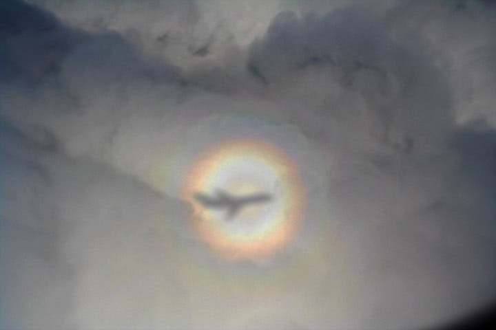 10. Espectro de Brocken de avión. Foto - Mar Gómez (X)