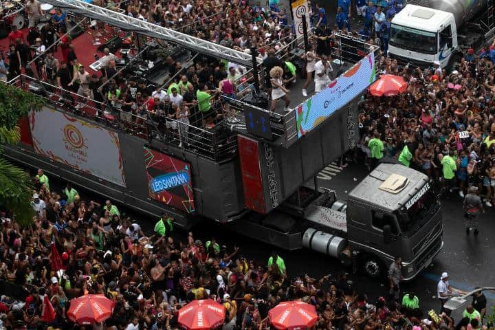 10. Trío eléctrico en el Carnaval de El Salvador de Bahía. Foto - The Independent