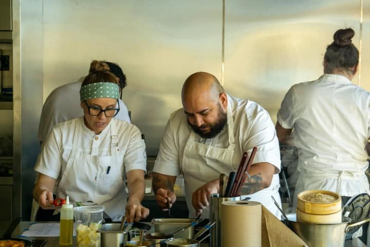 2. (De izquierda a derecha) Ana Carmona y Diego Hernández. Foto - Eater