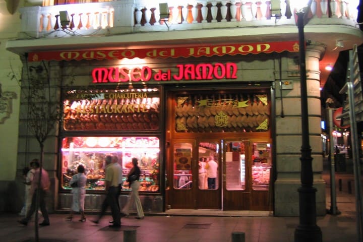 4. Museo del Jamón. Foto - Chad and Eric (Flickr)