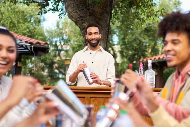 7. Seminario de Teoría y Degustación de Bebidas en Disney. Foto - Disneyland