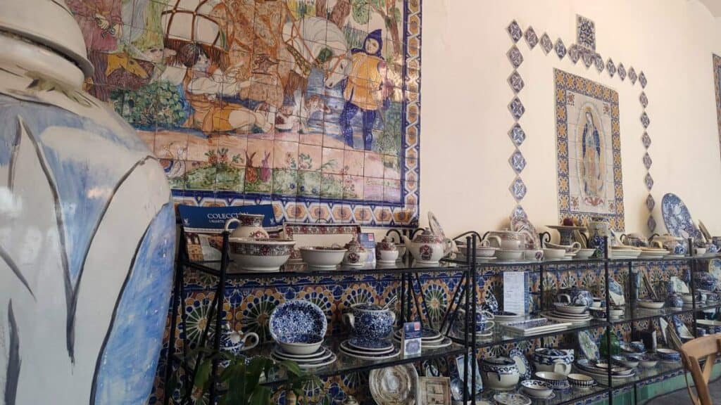 URIARTE TALAVERA_ EL TALLER DE TALAVERA MÁS ANTIGUO DE MÉXICO