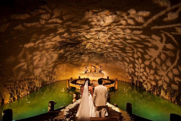 10. Casamiento en la Capilla de la Virgen de Guadalupe en Xcaret. Foto - Bodas Xcaret