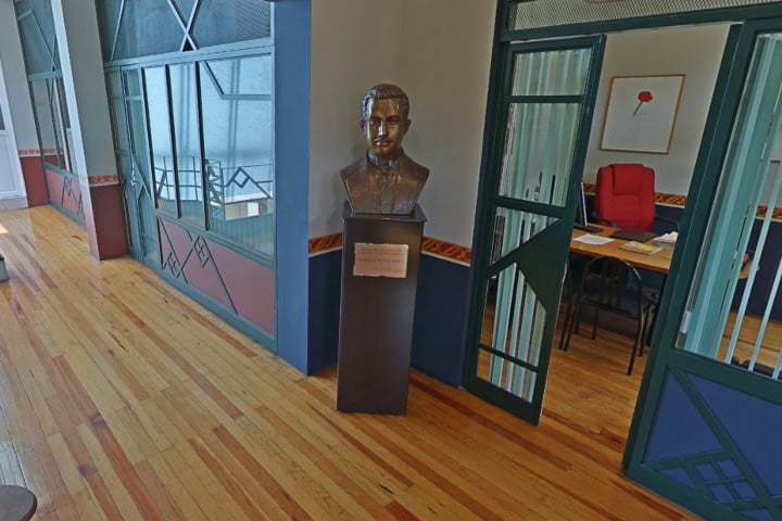 11. Busto de Ramón López Velarde en Cada del Poeta. Foto - Fundación Casa del Poeta I.A.P.