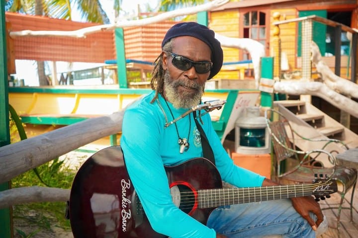 15. Bankie Banx, cantante popular de Anguilla. Foto - Caribbean Journal