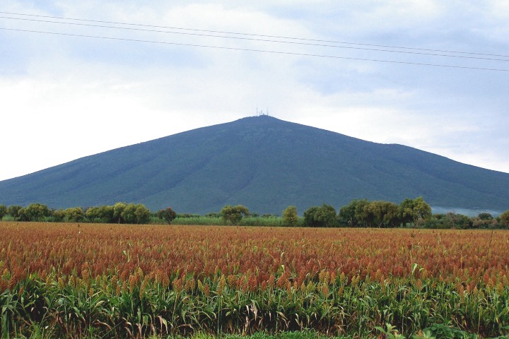 2. Cerro de Culiacán en Guanajuato. Foto - Fundación Wikimedia