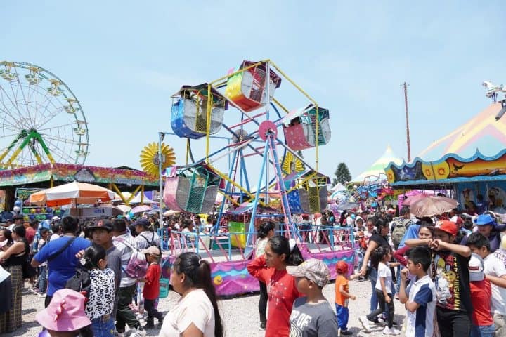 4. Zona de juegos mecánicos en la Feria Regional de Primavera, 2024. Foto - Feria de la Primavera Xicotepec Oficial (Facebook)