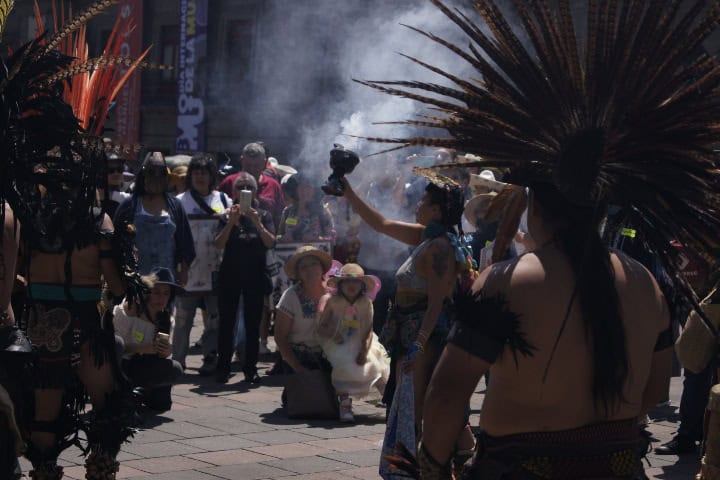 5. Ceremonia antes del inicio del desfile. Foto - El Souvenir