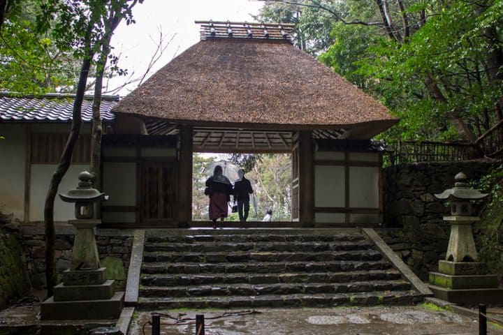 6. Entrada al Templo HŌNEN-IN del Camino de la Filosofía. Foto - Tales of a Wanderer