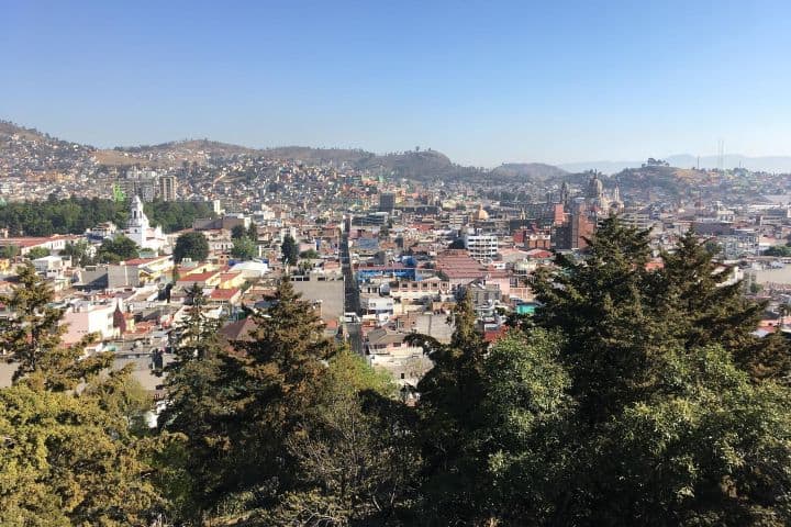 8. Vista de la capital mexiquense desde la cima del Parque Matlazincas. Foto - Wikiloc