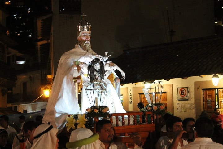 8. Procesión de la Santísima Trinidad. Foto - DiarioUP