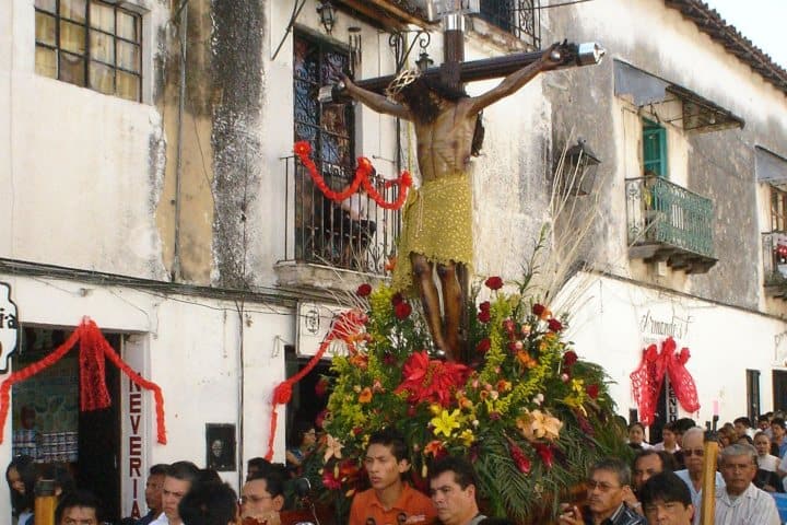 9. Jueves Santo en Taxco. Foto - Taxcolandia (Facebook)