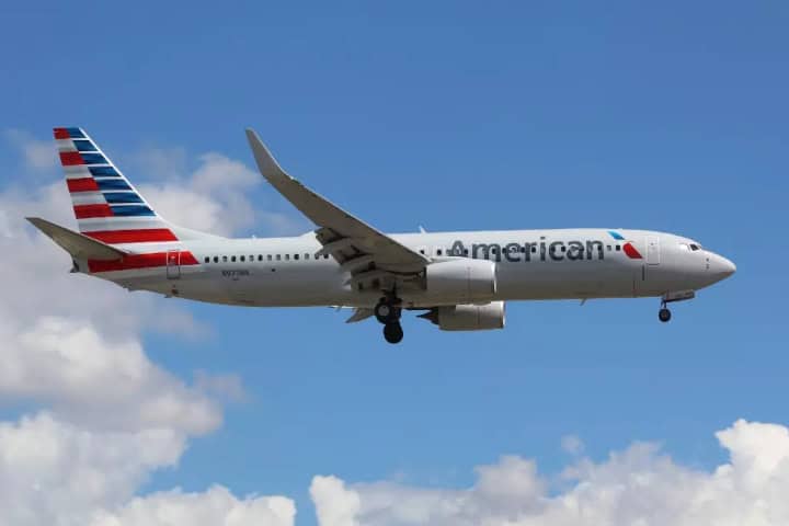 1. Avión de American Airlines. Foto - Tulum Airport