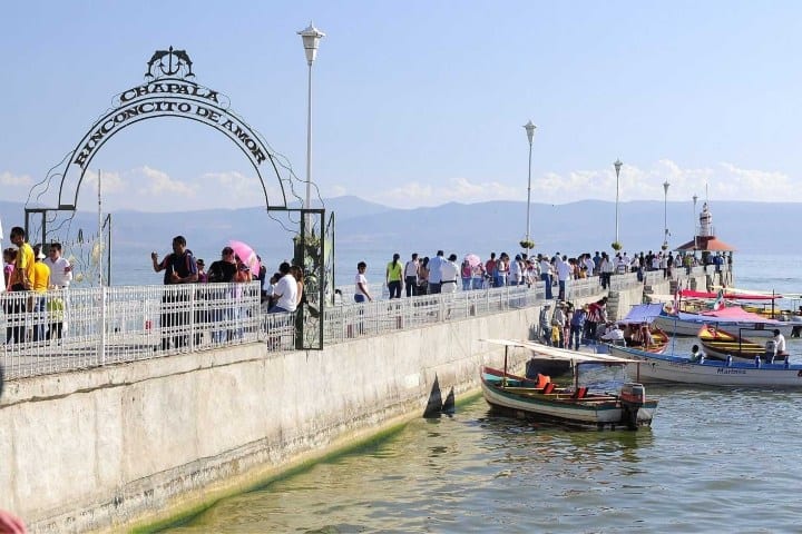 9. Rinconcito del Amor en el malecón de Chapala. Foto - RUTA 21