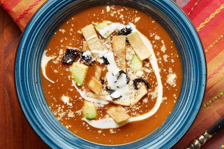 1. Sopa tarasca. Foto - Archivo Michoacán