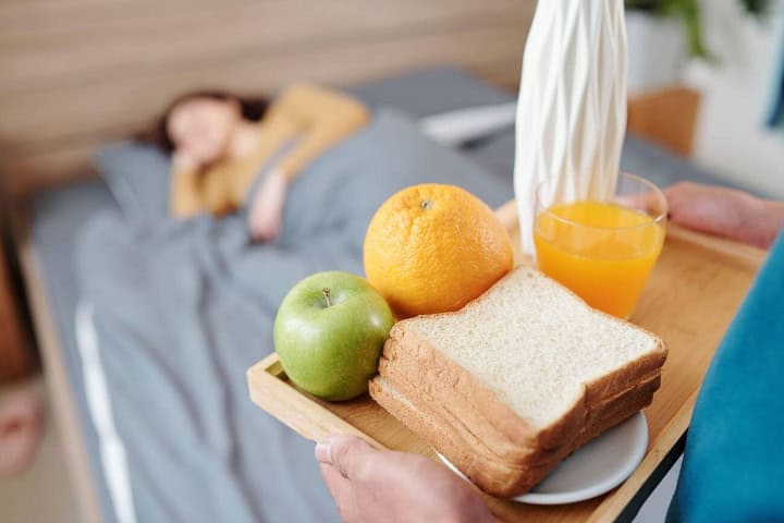 10. Desayuno ligero en cama. Foto - Alamy