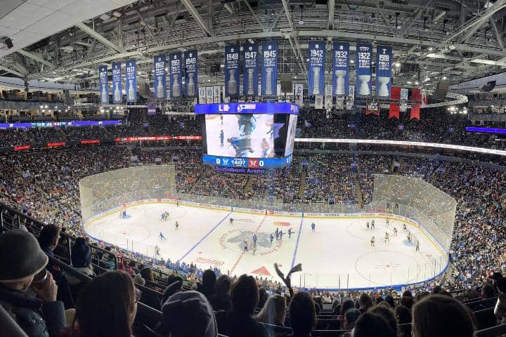 10. Partido de hockey en la Scotiabank Arena. Foto - r/hockey (Reddit)
