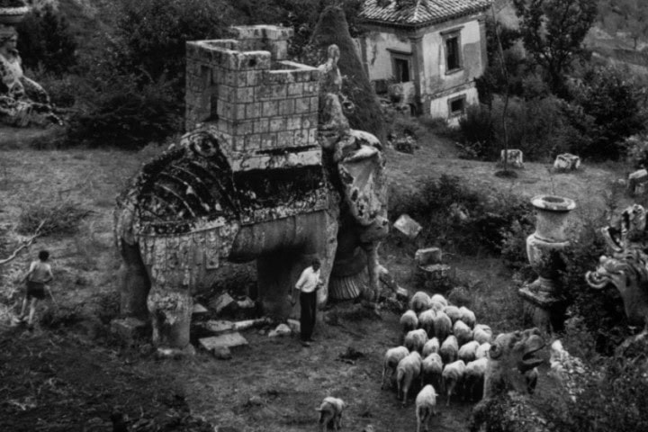 13. Parque de los Monstruos en abandono. Foto - la Repubblica