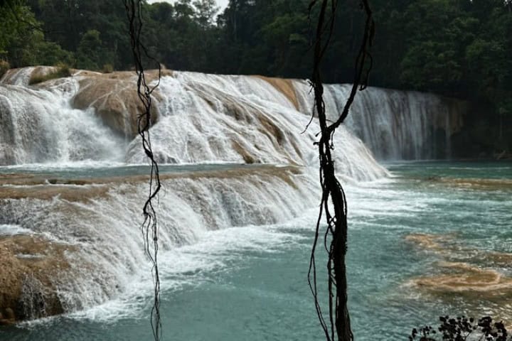 16. Cascadas de Agua Azul. Foto - Rehiletes