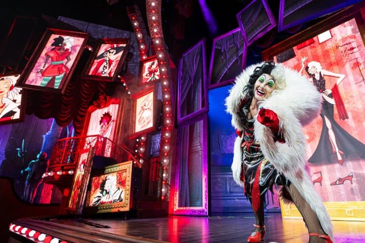 2. Cruela de Vil en Disney Villains: Unfairly Ever After. Foto - @dsnynewscast (Threads)