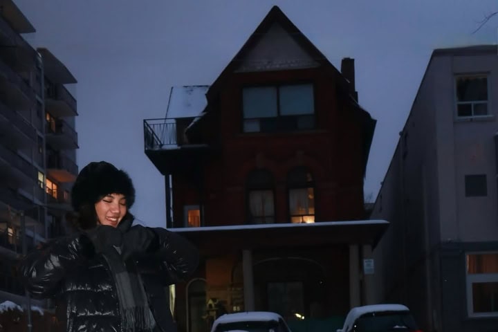 3. Visitante en House of Balloons. Foto - @klayah (Instagram)