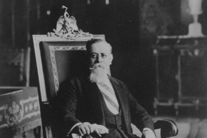 3. Venustiano Carranza en la silla presidencial. Foto - Wikimedia Commons