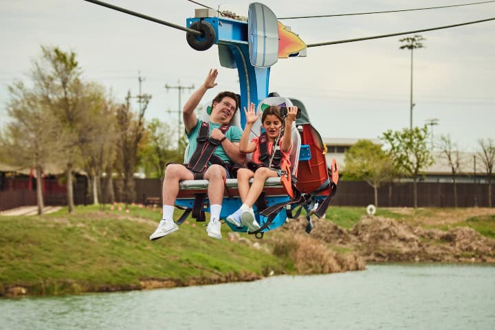3. Tirolesa en Morgan´s Wonderland. Foto - Morgan's (Facebook)