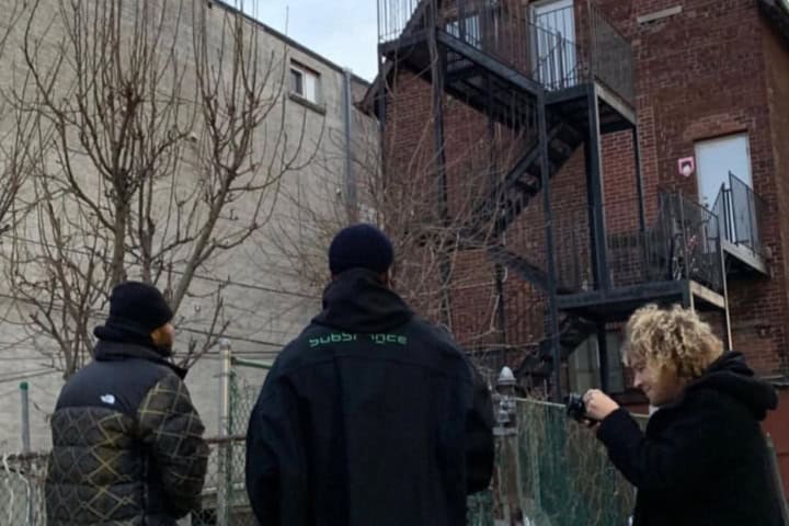 4. The Weeknd visitando de nuevo House of Balloons en el 2019. Foto - @rapdirect (Instagram)