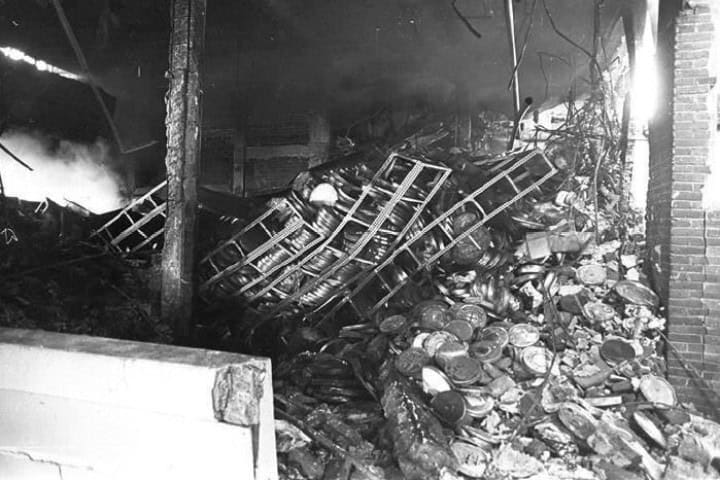 6. Incendio de la primera cineteca. Foto - Club de Patos (Flickr)