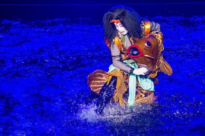 8. Espectáculo de Kabuki frente al hotel y casino Bellagio en Las Vegas. Foto - Alamy