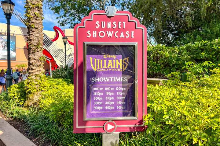 8. Horarios de las funciones de Disney Villains. Foto – MickeyBlog.com