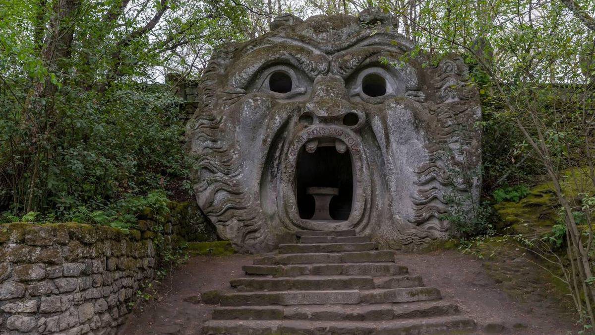 EL PARQUE DE LOS MONSTRUOS EN ITALIA