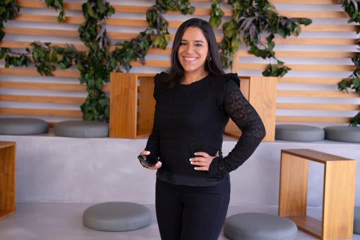EXTRA 1. Catalina Granobles, gerente de área para el centro y norte de México para Booking.com.Foto - Archivo Booking