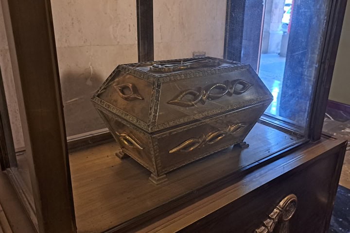 EXTRA. Urna de Venustiano Carranza en el Museo Casa Carranza. Foto - Nelly Castillo