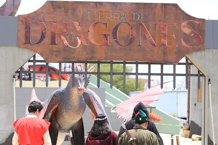 1. Entrada a Tierra de Dragones. Foto - Parque Guanajuato Bicentenario (Facebook)