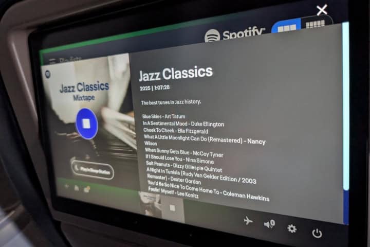 1. Pantalla de United con Spotify. Foto - Revista PC