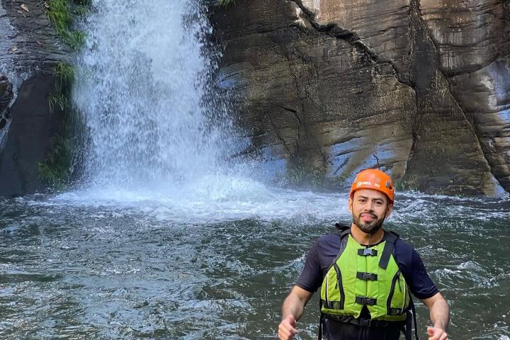 11. Cañonista en el Cañón del Cora. Foto - @travesiacora (Instagram) (Cañones de Nayarit)